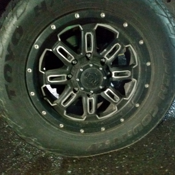 18inch Gear Wheels - Picture 1 of 2